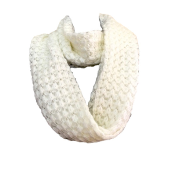 NWOT Aeropostale Winter Infinity Scarf (2 left) - Picture 1 of 4
